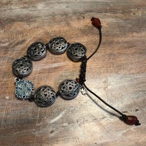 Ladies Lucky Brand adjustable bracelet